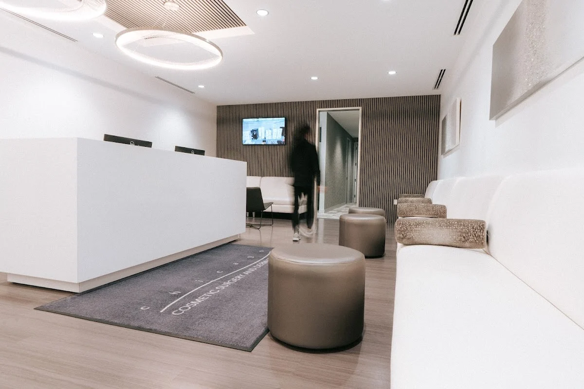 Dermatologist in Chicago -- Chicago Cosmetic Surgery & Dermatology