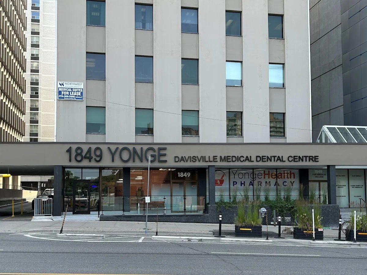 Cardiologist in Toronto -- WELL Health Diagnostic Centres - Toronto Davisville - Cardiology and Nuclear Cardiology