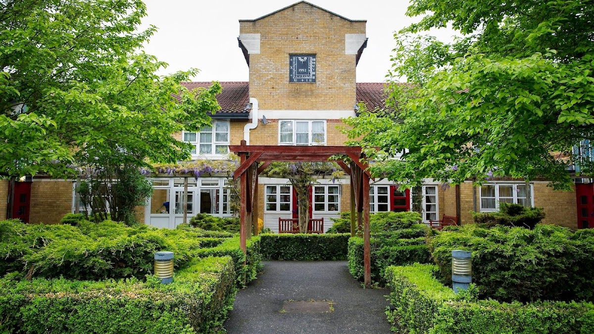 Retirement Home in London -- Aashna House Residential Care Home - Sanctuary Care