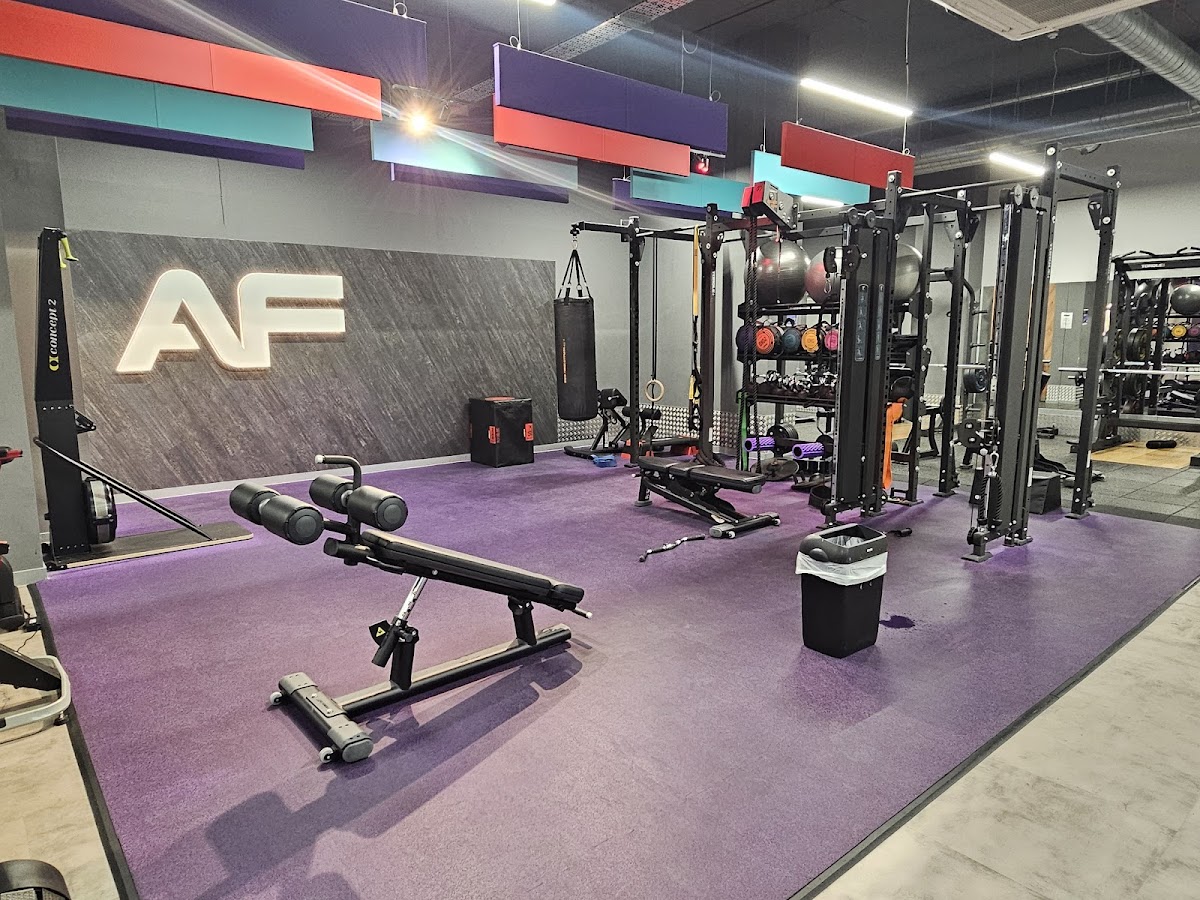 Gym in Manchester -- Anytime Fitness Manchester Central (2)
