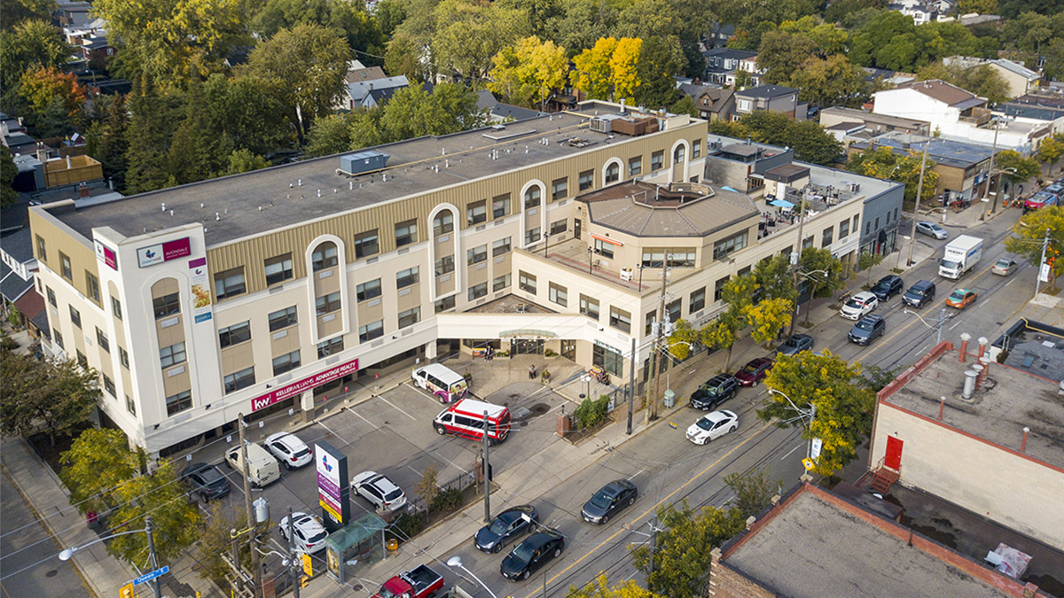 Retirement Home in Toronto -- Chartwell Avondale Retirement Residence
