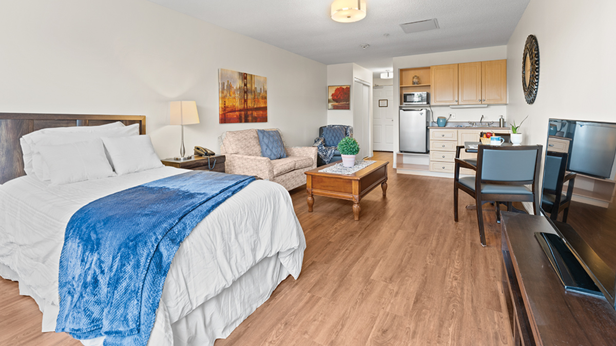 Retirement Home in Toronto -- Chartwell Avondale Retirement Residence (2)