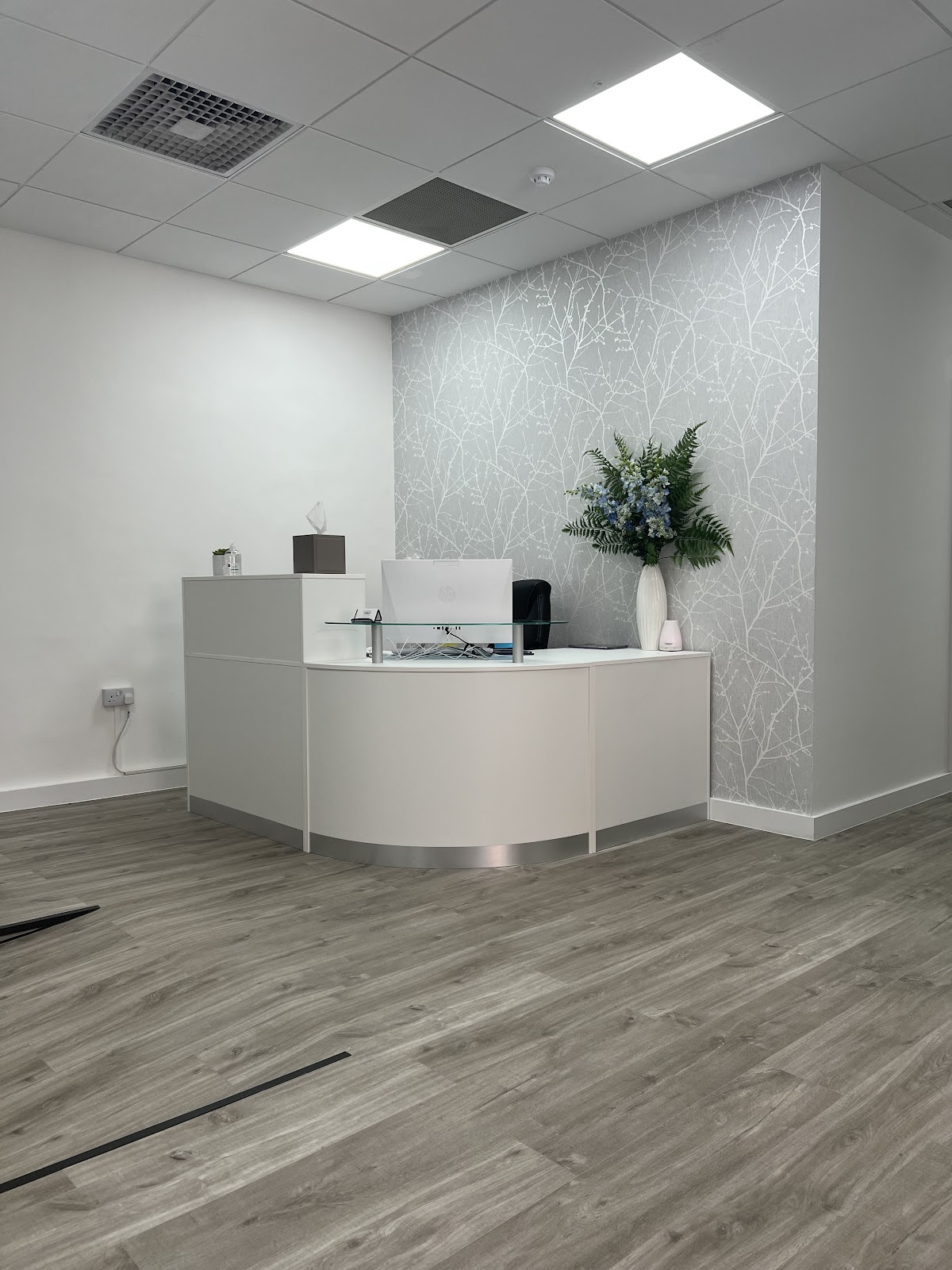 Dermatologist in London -- City Dermatology Clinic London (2)