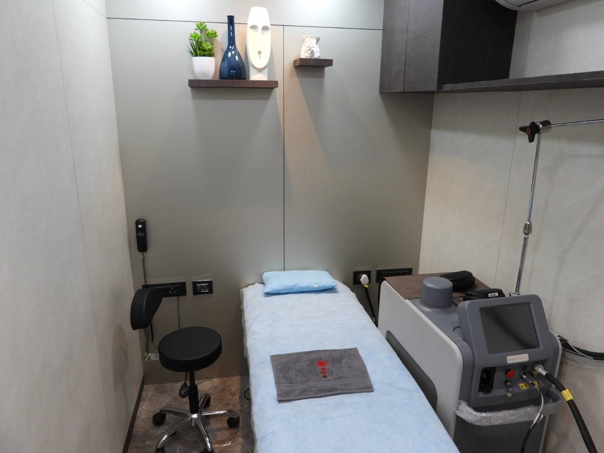 Dermatologist in Mumbai -- DR GEETANJALI SHETTY CLINIC