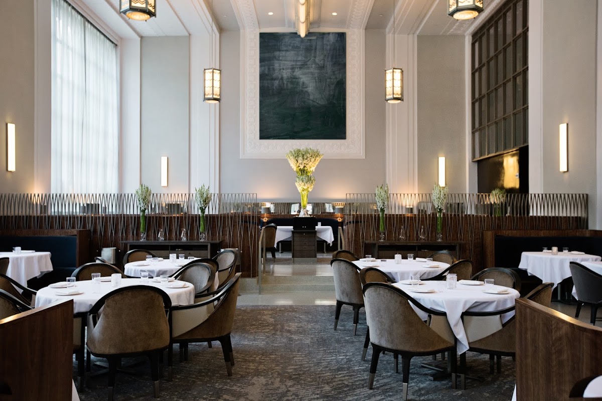 Fine Dining Restaurant in New York -- Eleven Madison Park