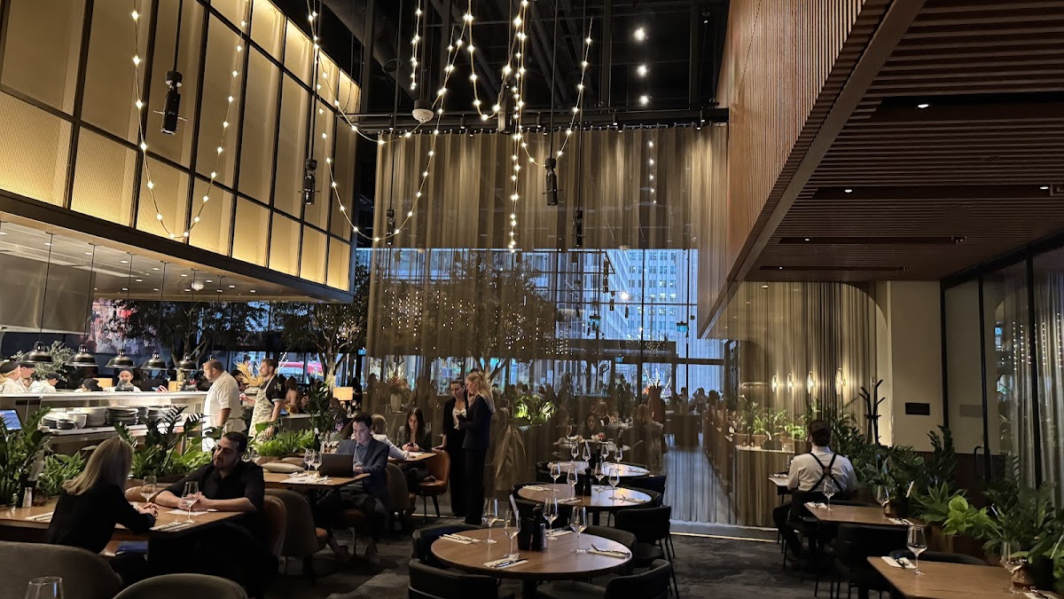 Restaurant in Toronto -- JOEY King St