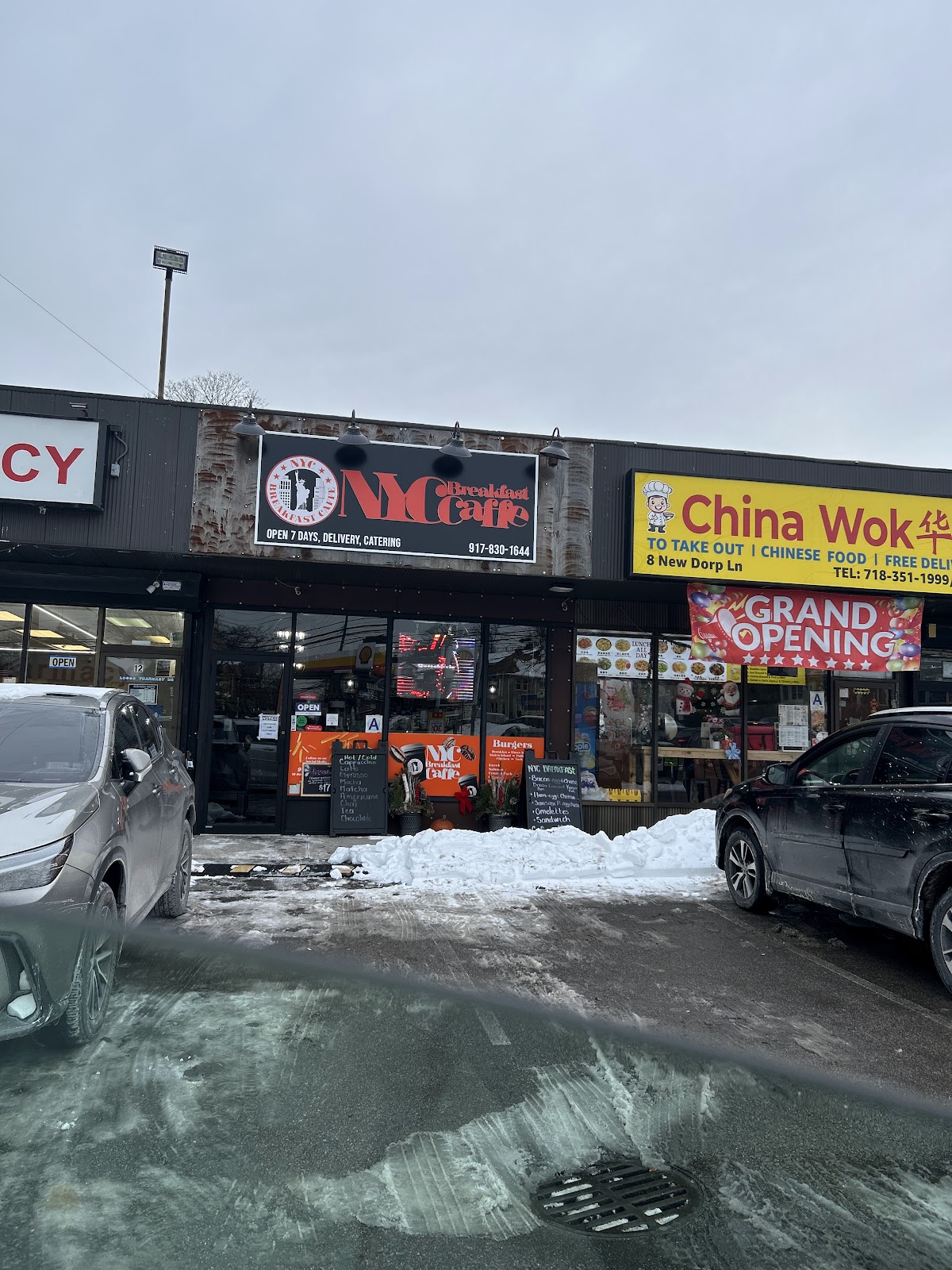 Cafe in New York -- NYC BREAKFAST CAFFE