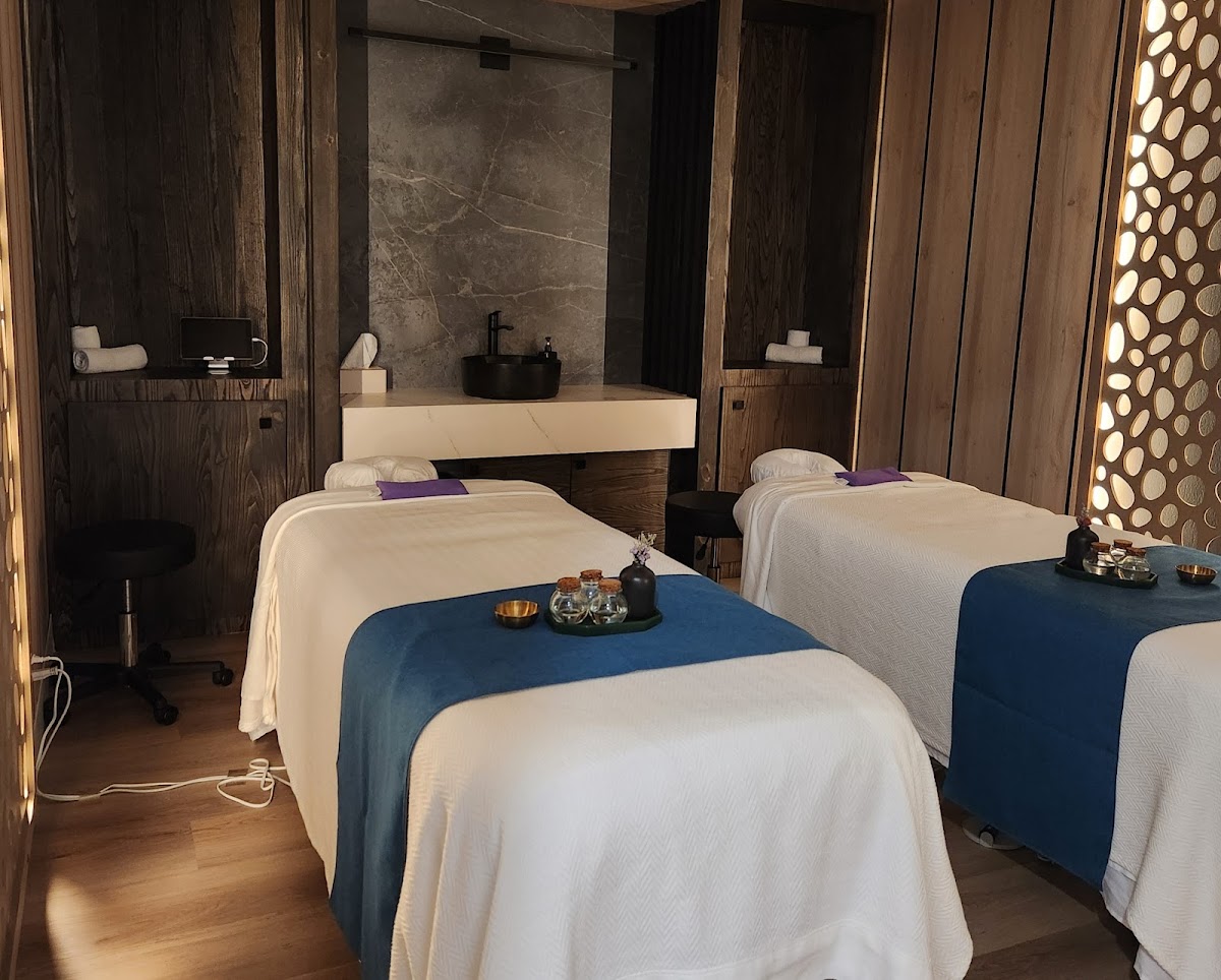 Spa in Toronto -- Pamper Valley Spa (2)