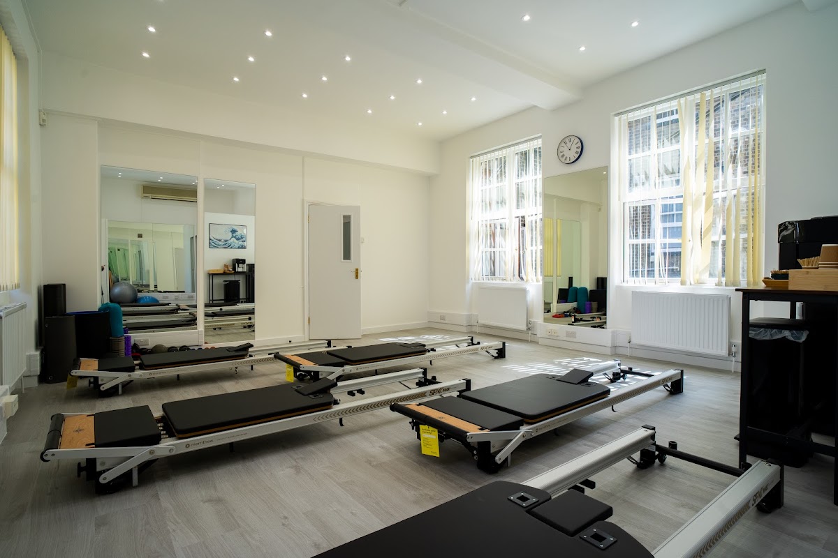 Physical Therapist in London -- Physiomove London (2)