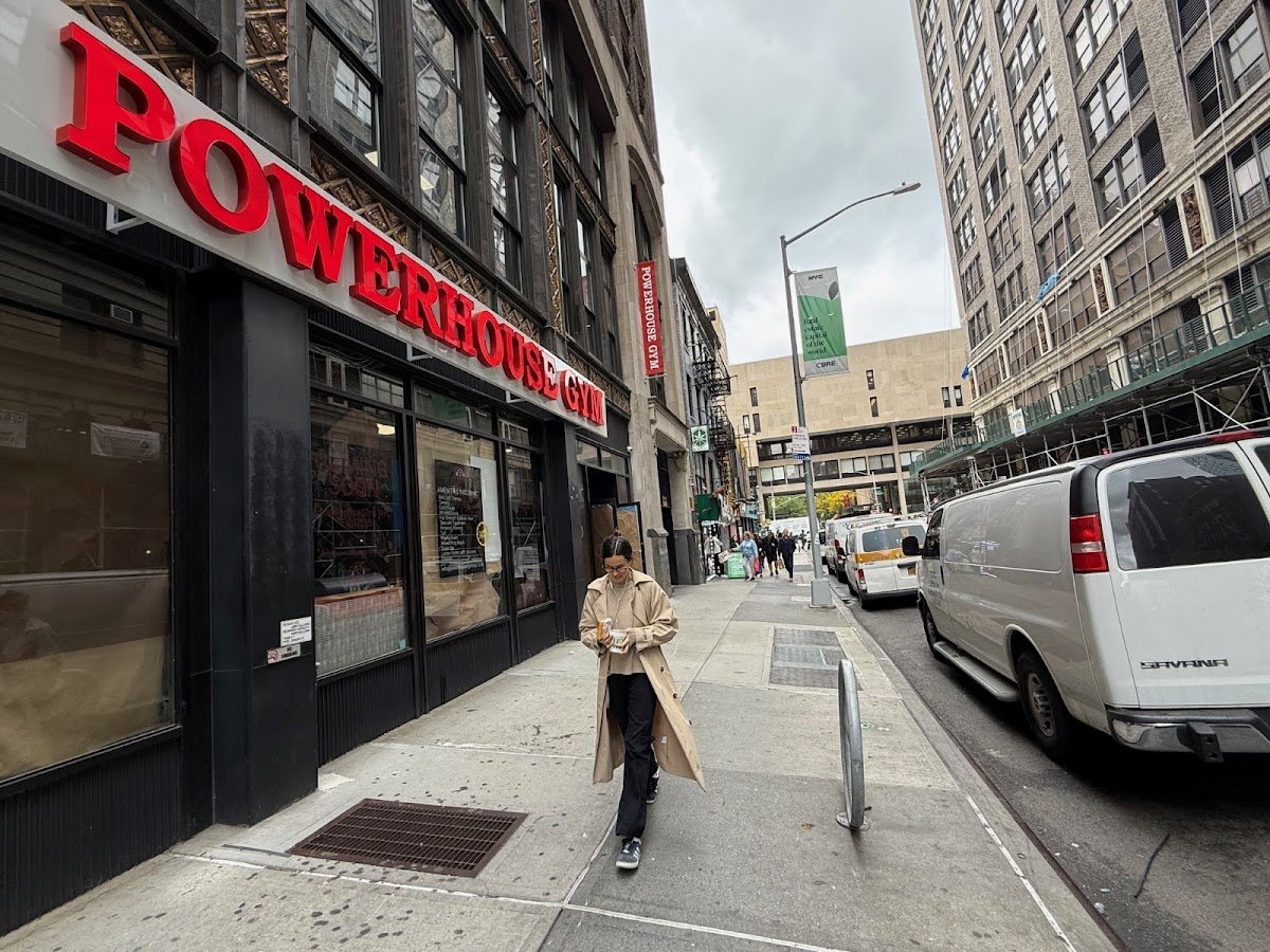 Gym in New York -- Powerhouse Gym 158 W. 27th Street Manhattan