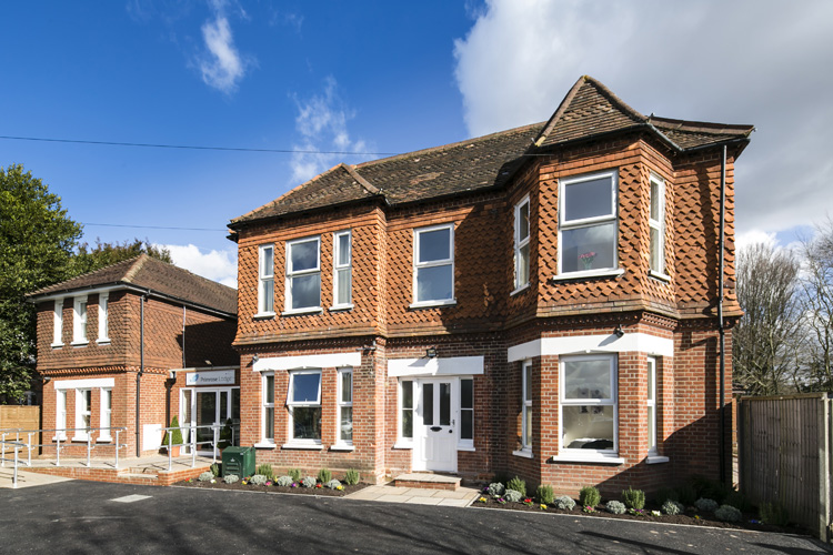 Addiction Treatment Center in London -- Primrose Lodge - Drug Rehab & Alcohol Rehab Surrey (2)