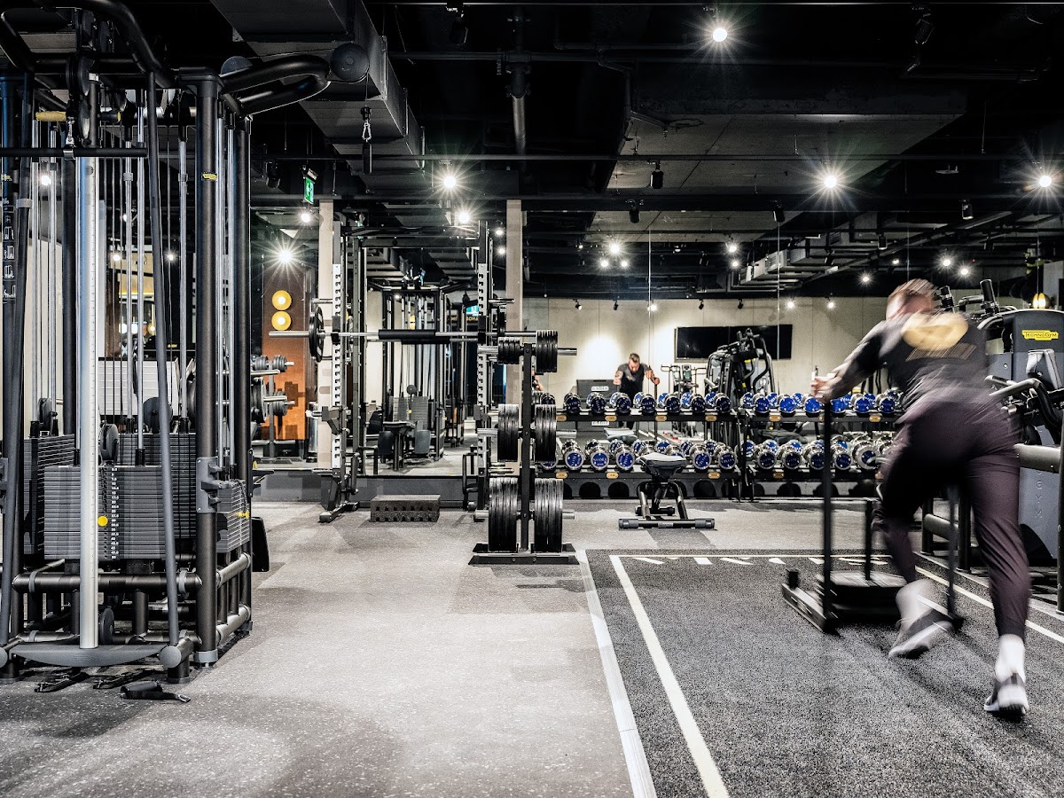 Gym in Sydney -- SOMA Health & Wellness Club (2)