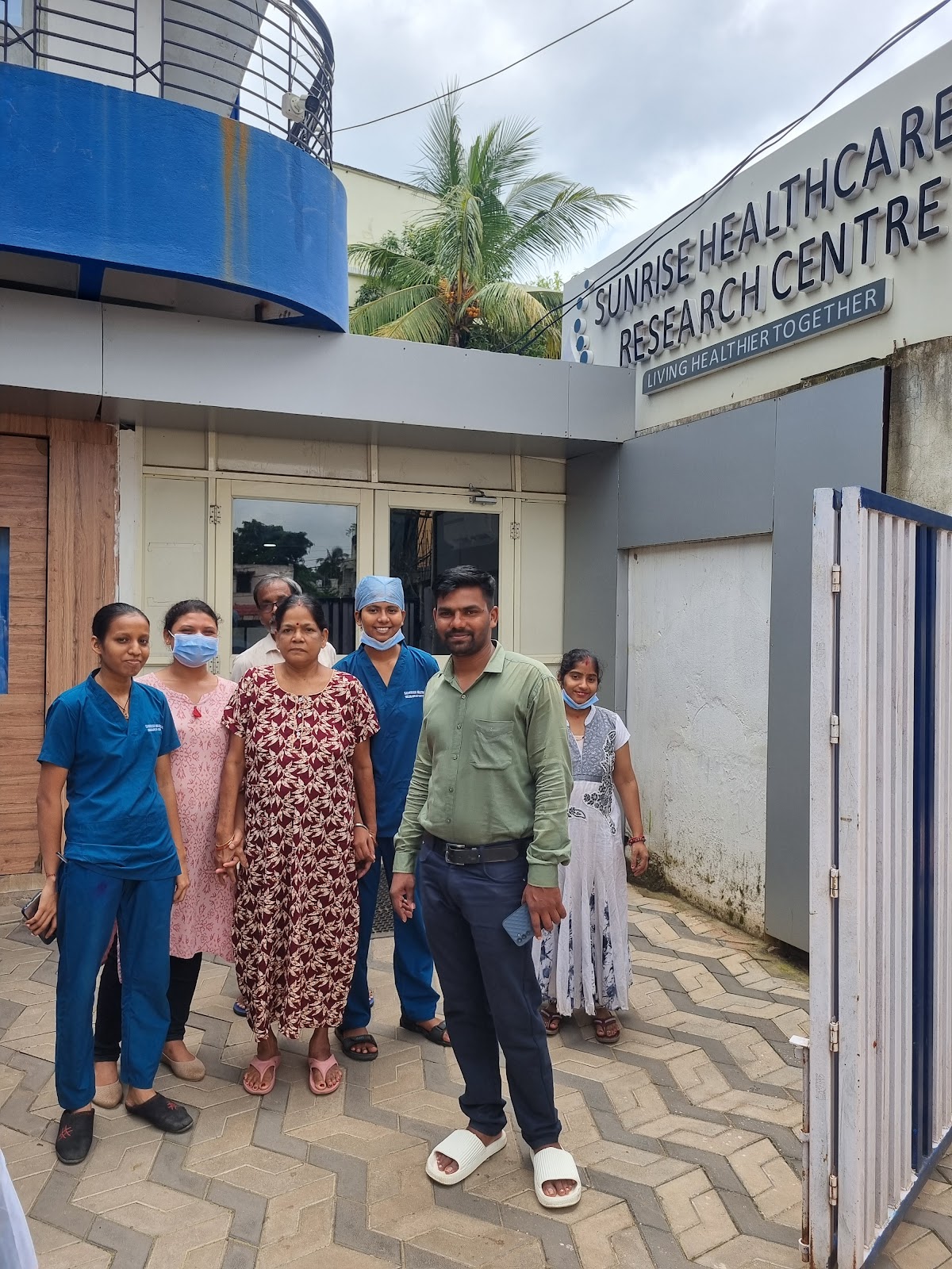 SUNRISE HEALTHCARE AND RESEARCH CENTER — physiotherapy clinic in Bhubaneswar